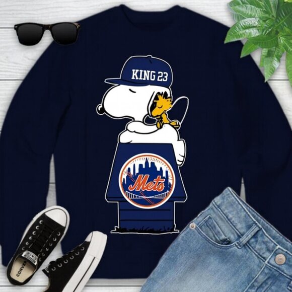 Cool Snoopy New York Mets Sweatshirt - Picture 2 of 4